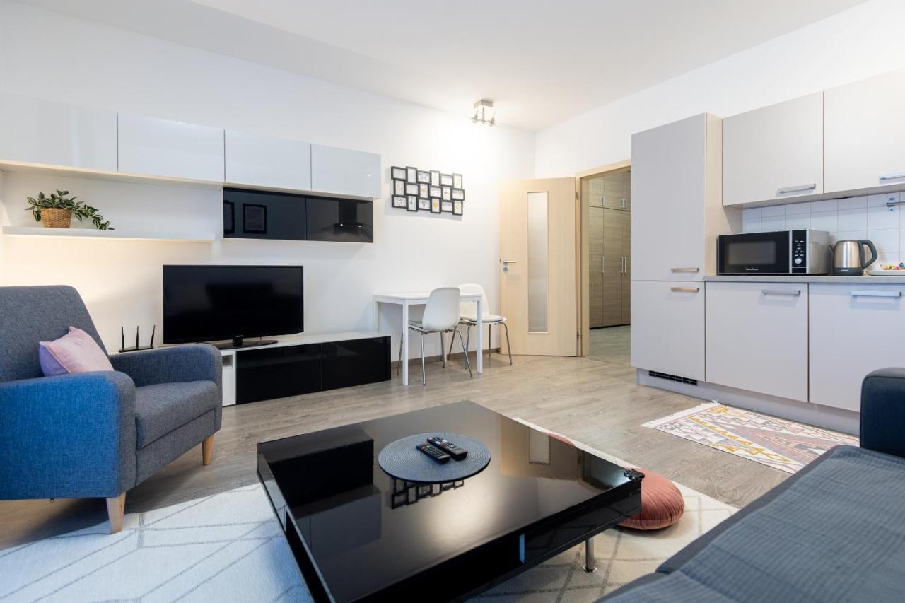 Nova Karolina Apartment Ostrava Exterior foto